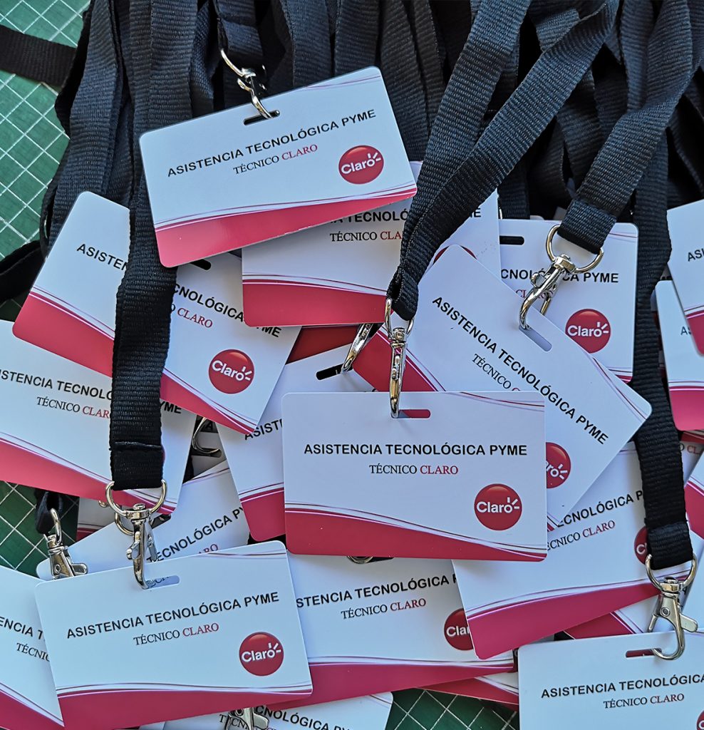 lanyard + credencial claro chile